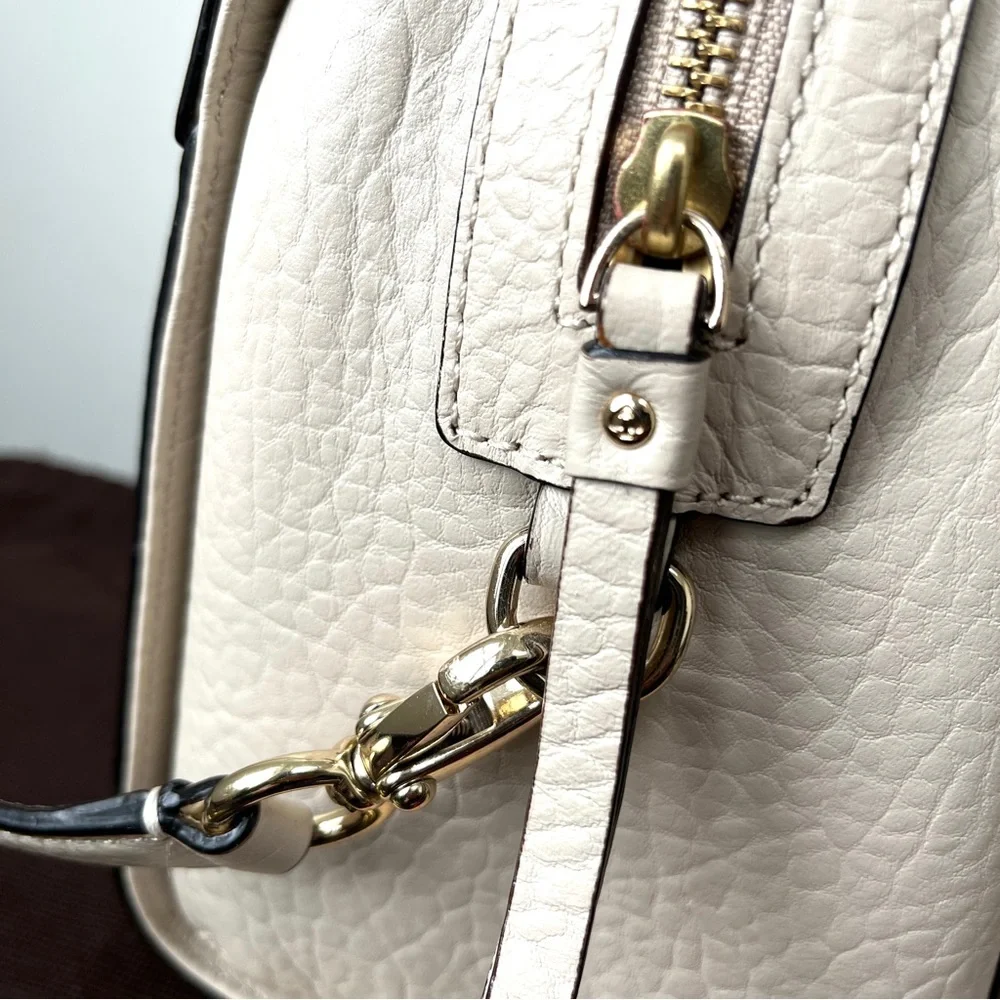 Kate Spade ♠️ Perri Lane bubbles leather Delaney purse in a natural white color. - Picture 10 of 16